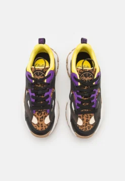 Buffalo Trail One - Zapatillas - Purple/Yellow -Toni Pons Ventas 0b8069b24dd94cf399b51ada466ae4f7 scaled
