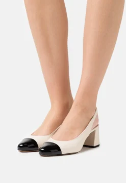 Pretty Ballerinas Shade - Tacones - Off-White