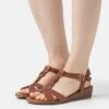 Marks & Spencer Wide Fit Wedge - Sandalias - Tan