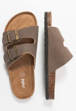 Rex Double Buckle Slide - Pantuflas - Brown -Toni Pons Ventas 438a5b0f89fd4a4eb9d0004d5f29d0ab scaled