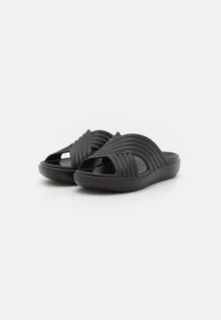 Roxy Rivie - Chanclas De Baño - Black -Toni Pons Ventas 46dbe78f3cce443a9650fbaa1dd6fe78 scaled