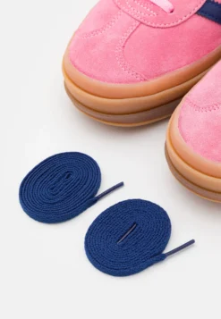 Adidas Originals Gazelle Bold- Zapatillas - Pink Glow/Victory Blue -Toni Pons Ventas 941eb85c49bc48c89ece8667241114c5 scaled