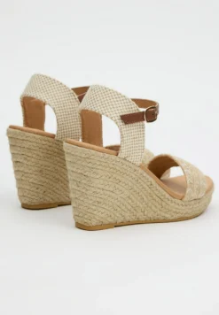 Sandalias De Cuña - Beige -Toni Pons Ventas 9db20096184944ddb2cb406982c96091 scaled