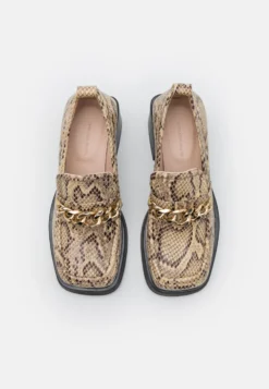 Claude - Zapatos De Plataforma - Greyscale -Toni Pons Ventas 9f3cb451a75f4a519cd040879ff45ed9 scaled