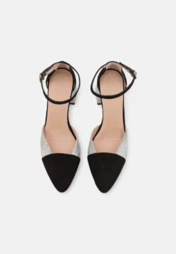 Wonders Tacones - Plata -Toni Pons Ventas b6f6d45124384668b0b8a6c719371b2e scaled