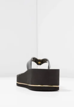 Guess Enzy - Chanclas De Dedo - Black -Toni Pons Ventas c1255662abf84f2daef4efdc2243f4f8