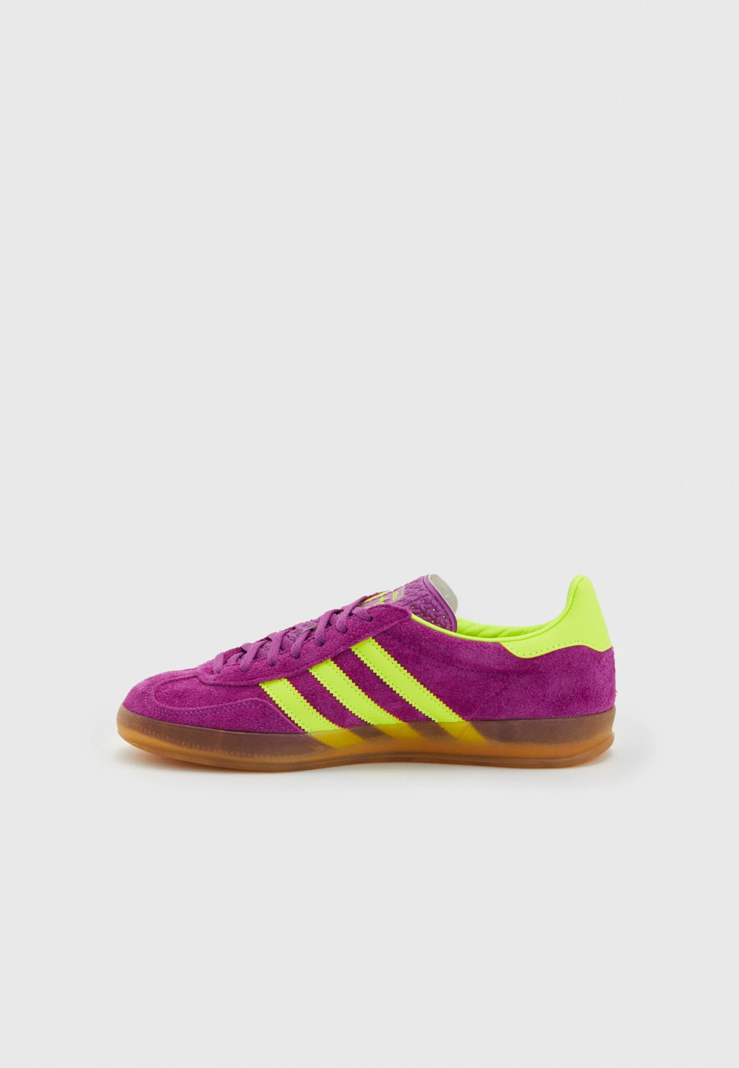 Adidas Originals Gazelle Indoor - Zapatillas - Shock PurpleSolar YellowGum 2 Adidas Originals Gazelle Indoor - Zapatillas - Shock PurpleSolar YellowGum - Imagen 2