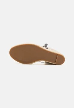 Kurt Geiger London Mandy- Alpargatas - White 12 Kurt Geiger London Mandy- Alpargatas - White -Toni Pons Ventas d37be79a9bdc49b7b08c244da5ef131c