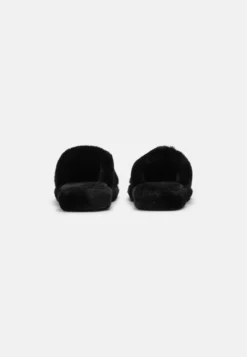 Even&Odd Pantuflas - Black -Toni Pons Ventas f4cf11b4a3b44758a1cda1f8452d0879 scaled